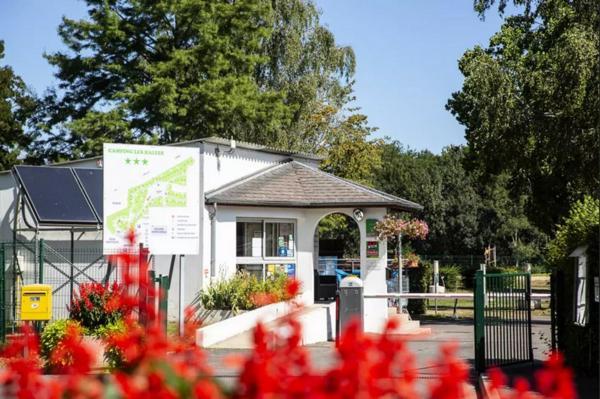 דסיז Camping Onlycamp Des Halles מראה חיצוני תמונה